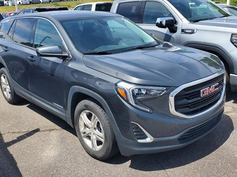 Used 2020 GMC Terrain SLE w/ LPO, Floor Liner Package AWD/4WD image 2