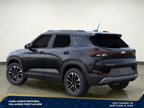 New 2026 Chevrolet TrailBlazer LT w/ LT Cold Weather Package FWD image 2