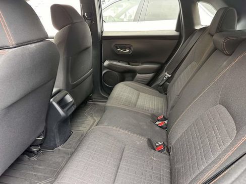 Used 2023 Honda HR-V Sport image 18