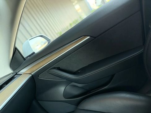 Used 2021 Tesla Model 3 Standard Range Plus RWD image 34