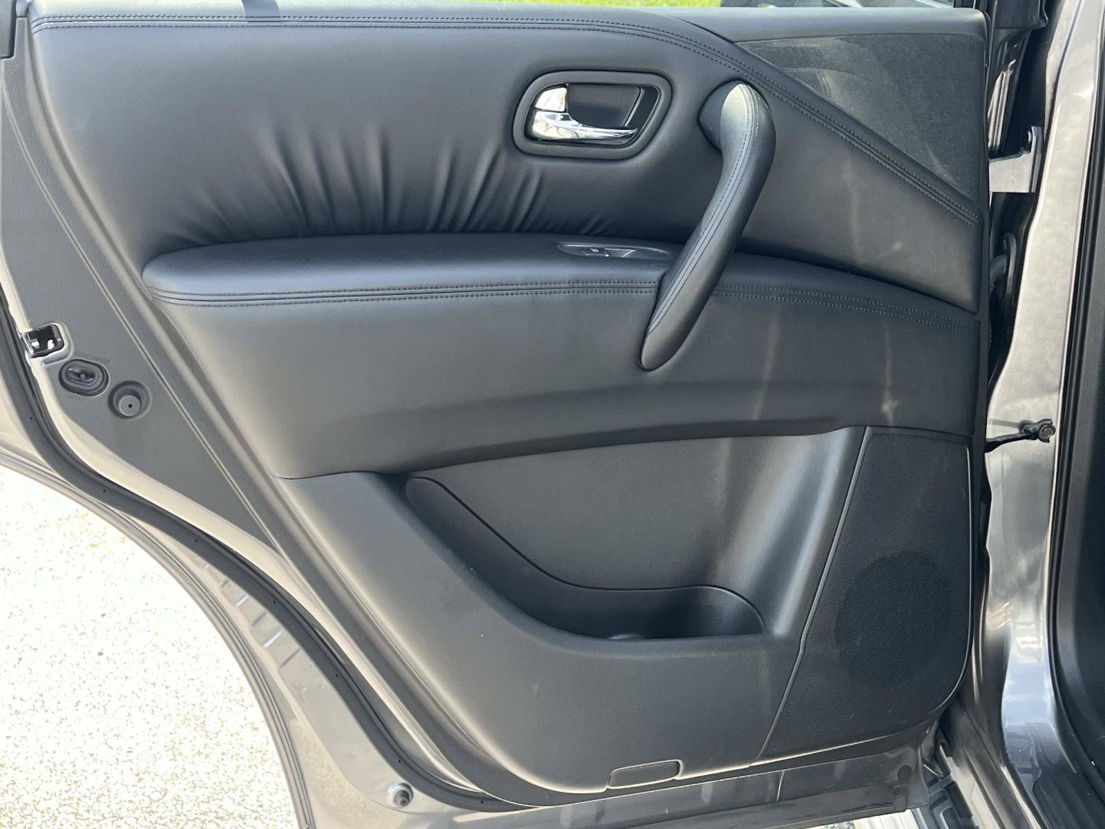 Used 2024 Nissan Armada SV RWD image 18