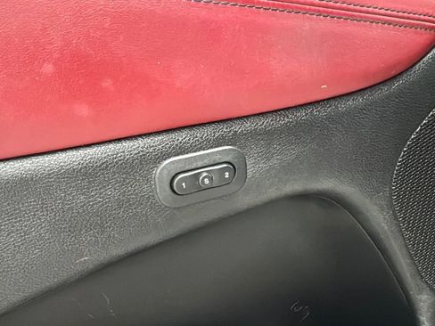Used 2015 Dodge Durango R/T w/ Technology Group RWD image 24
