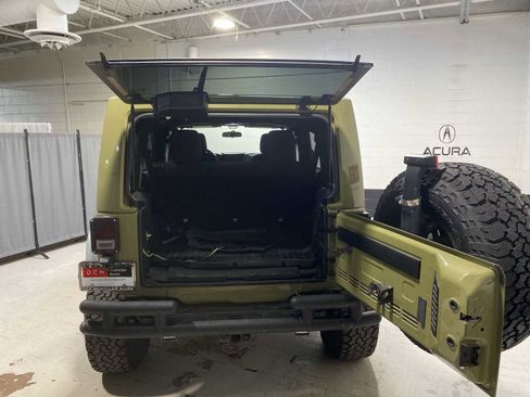 Used 2013 Jeep Wrangler Unlimited Sport image 19