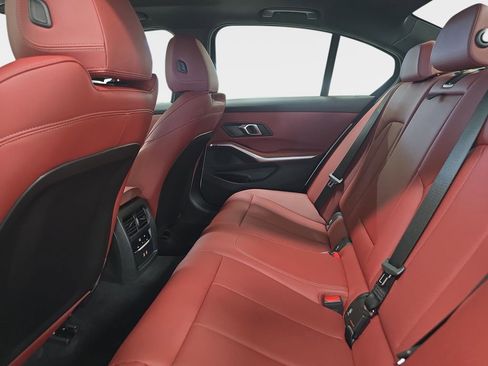 Used 2025 BMW 330i Sedan w/ M Sport Package image 14