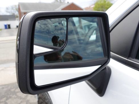 Used 2024 Chevrolet Silverado 1500 RST image 8