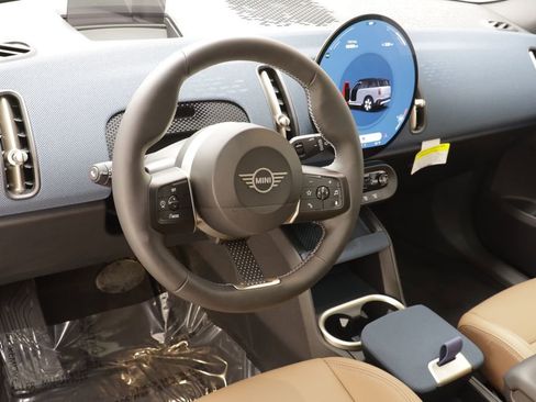 Used 2025 MINI Cooper Countryman SE w/ Comfort Package Max AWD/4WD image 7