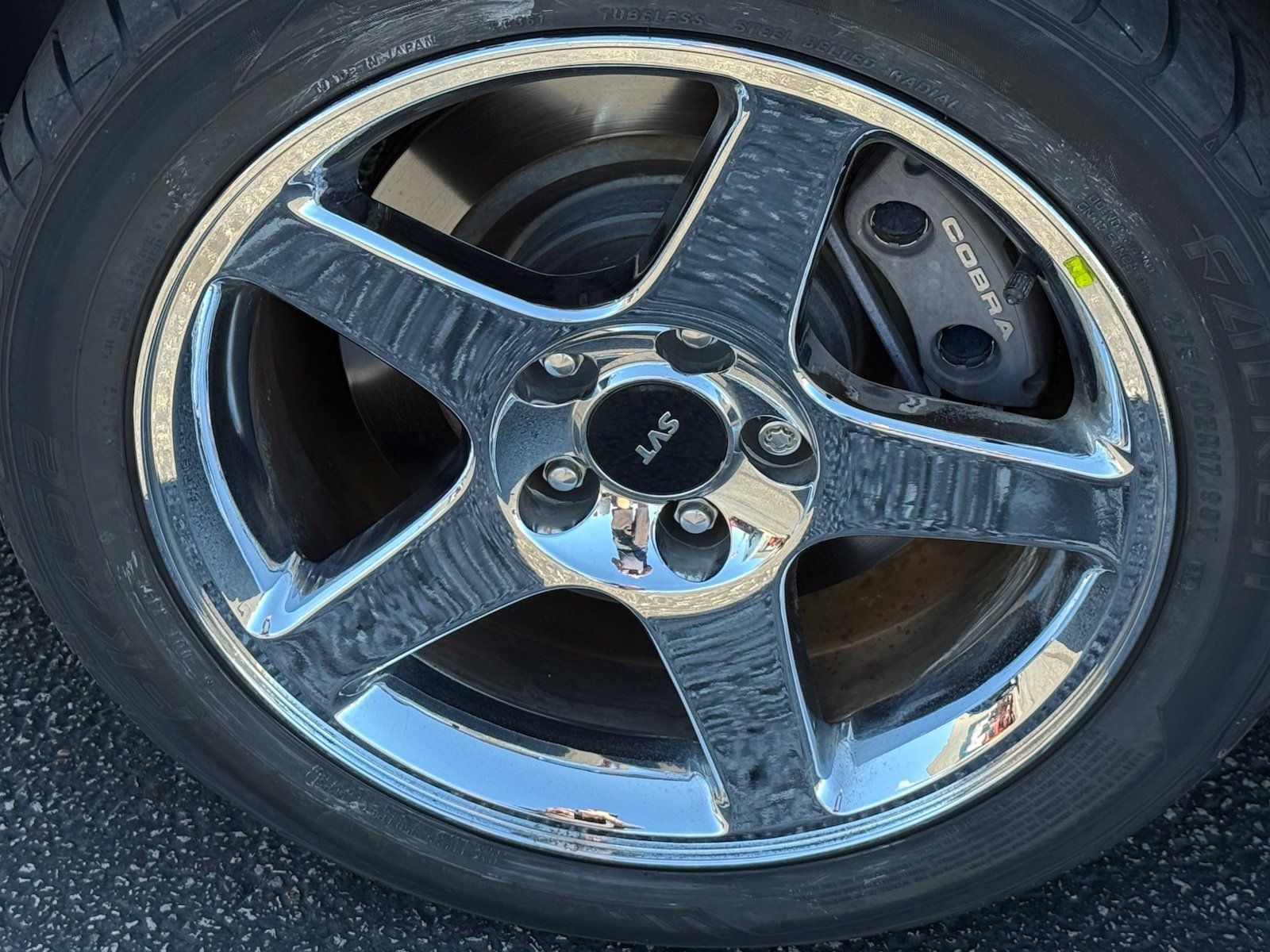 Used 2004 Ford Mustang Cobra RWD image 10