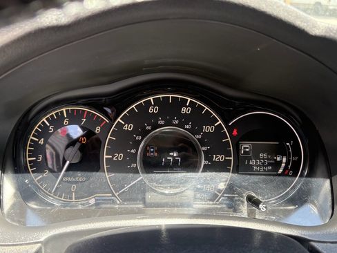 Used 2015 Nissan Versa Note SV image 14