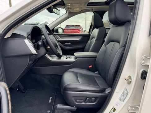 Used 2025 MAZDA CX-90 3.3 Turbo w/ Premium Sport Pkg image 12