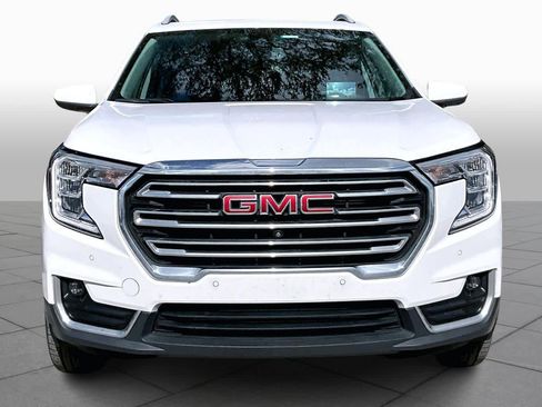Used 2022 GMC Terrain SLT w/ Tech Package image 4