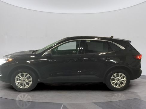 Used 2024 Ford Escape Active w/ Tech Pack #1 AWD/4WD image 2