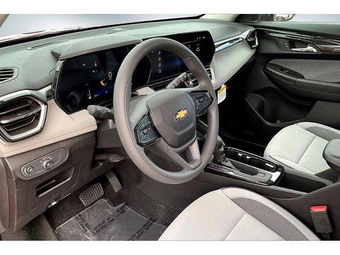 New 2026 Chevrolet TrailBlazer LT image 7