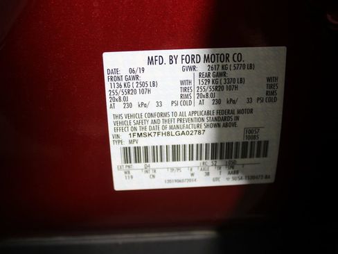 Certified 2020 Ford Explorer Limited w/ Class III Trailer Tow Package image 25