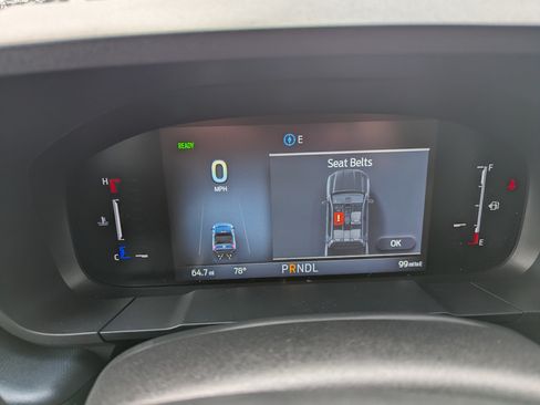 New 2025 Ford Maverick XLT w/ XLT Luxury Package FWD image 15