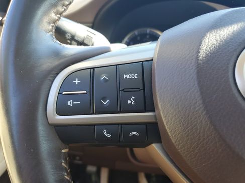 Used 2017 Lexus ES 350 w/ Premium Package FWD image 22