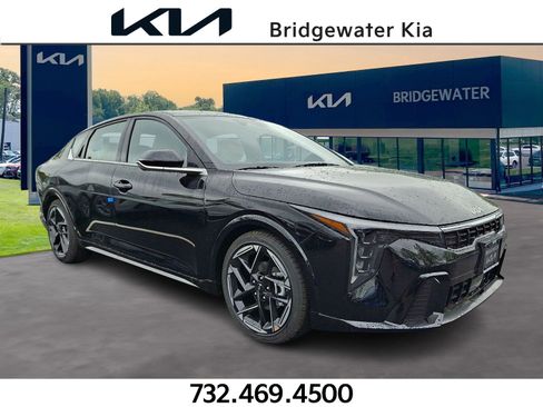 New 2026 Kia K4 GT-Line FWD image 1