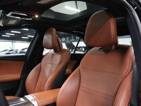 Used 2022 Mercedes-Benz C 300 Sedan image 11