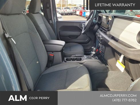 New 2026 Jeep Gladiator Mojave AWD/4WD image 14