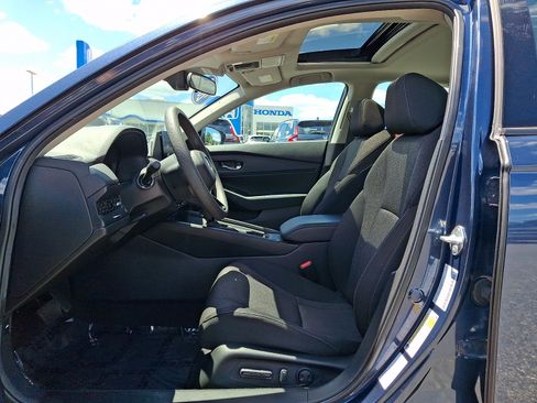 Certified 2023 Honda Accord EX image 13
