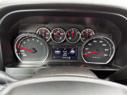 Used 2021 Chevrolet Silverado 1500 LT AWD/4WD image 31