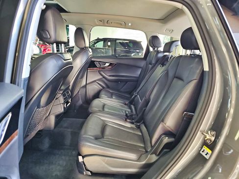 Used 2017 Audi Q7 3.0T Premium Plus AWD/4WD image 16