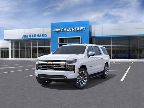 New 2026 Chevrolet Suburban Premier AWD/4WD image 8