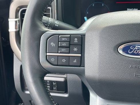 Used 2024 Ford F250 Lariat w/ Lariat Ultimate Package AWD/4WD image 26