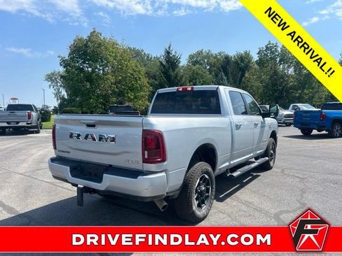 Used 2026 RAM 2500 Laramie AWD/4WD image 9