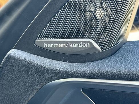 Used 2023 BMW 430i Convertible w/ M Sport Package RWD image 18