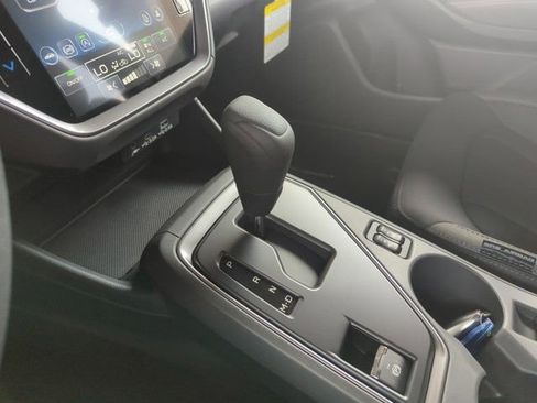 Used 2025 Subaru Crosstrek 2.0i Premium image 29