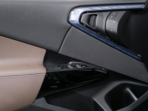 Used 2025 BMW X3 M50 w/ Premium Package image 6