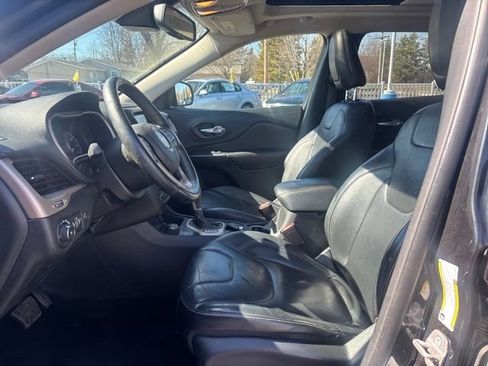 Used 2014 Jeep Cherokee Limited w/ Technology Group image 11