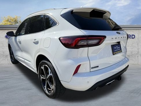 Certified 2023 Ford Escape ST-Line Select w/ Tech Pack #2 image 5