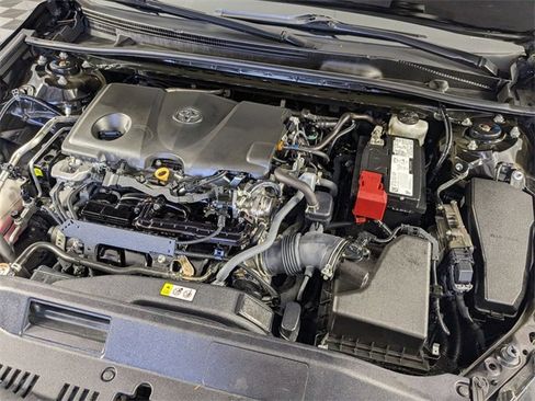 Used 2023 Toyota Camry SE image 32