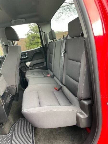 Used 2018 Chevrolet Silverado 1500 LT RWD image 13