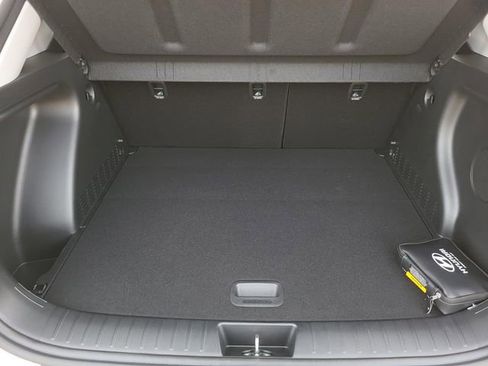 New 2026 Hyundai Kona Limited image 9