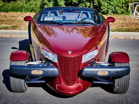 Used 2002 Chrysler Prowler image 23