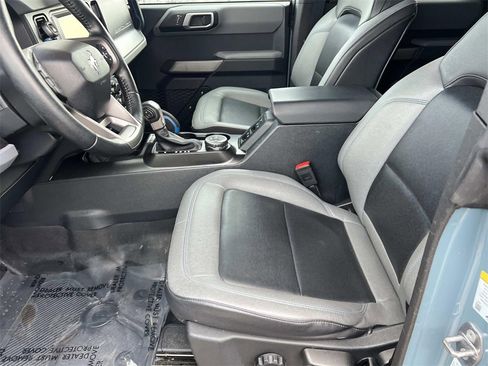 Used 2023 Ford Bronco Black Diamond image 13
