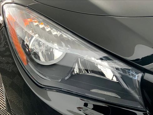 Used 2019 Mercedes-Benz CLA 250 4MATIC image 26