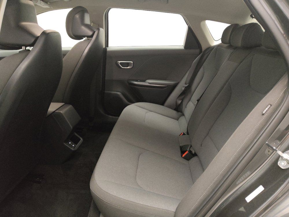 Used 2025 Kia K4 FWD image 18