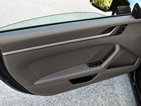 Used 2022 Porsche 911 Carrera 4S image 11