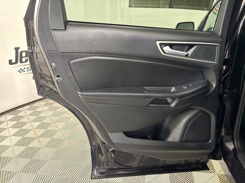 Used 2024 Ford Edge SEL image 20