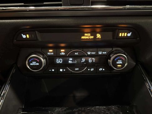 Used 2018 MAZDA CX-9 Touring AWD/4WD image 34