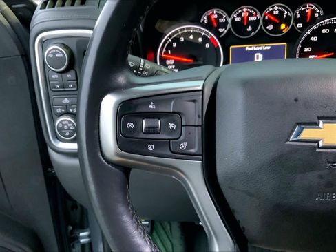 Used 2021 Chevrolet Silverado 1500 LT image 23