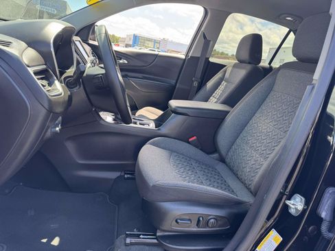 Used 2024 Chevrolet Equinox LT AWD/4WD image 13