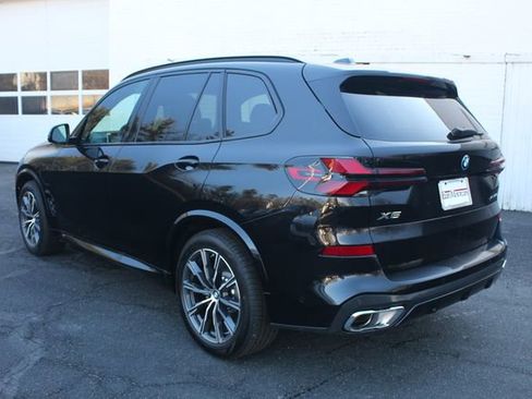 New 2026 BMW X5 xDrive50e image 5