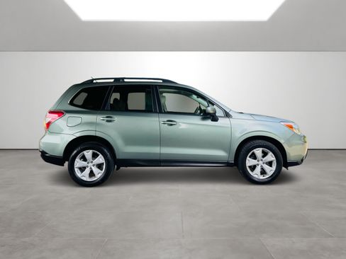 Used 2014 Subaru Forester 2.5i Premium w/ All-Weather Package AWD/4WD image 16