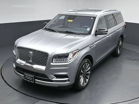 Used 2020 Lincoln Navigator Reserve w/ Luxury Package AWD/4WD image 49