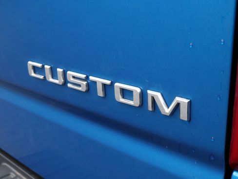 Used 2022 Chevrolet Silverado 1500 Custom image 23