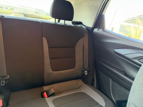 Used 2025 Chevrolet TrailBlazer LT image 35